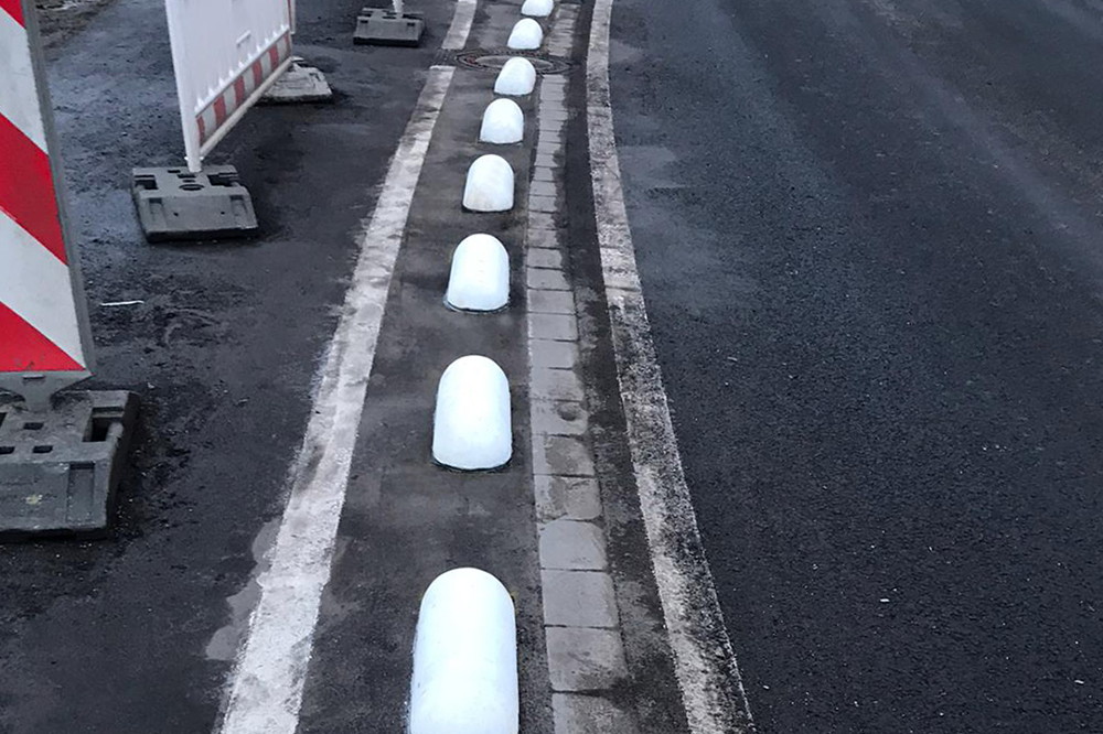 betonleitelement reflektierend